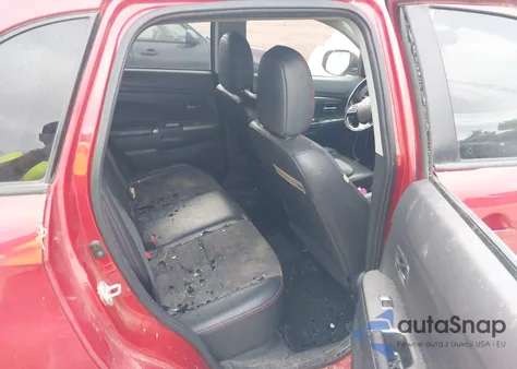 2018 Mitsubishi Outlander Sport 2.4 Se z USA, uszkodzony, nr VIN JA4AP3AW7JZ034271